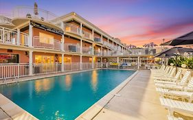 Coliseum Ocean Resort